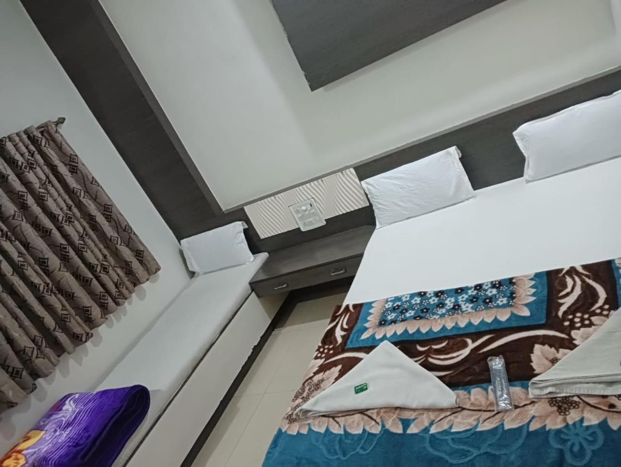 Hotel Shri Sai Darshan Shirdi Exterior foto